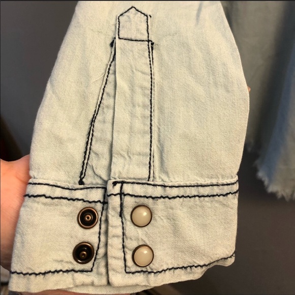 One Teaspoon lightweight button down shirt - Picture 6 of 8